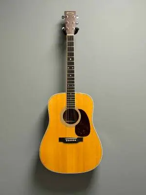 Store Special Product - Martin Guitars - D-35 V18